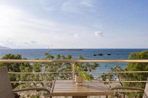 Nea Chora Apartamento | Neachora Beachfront Suites