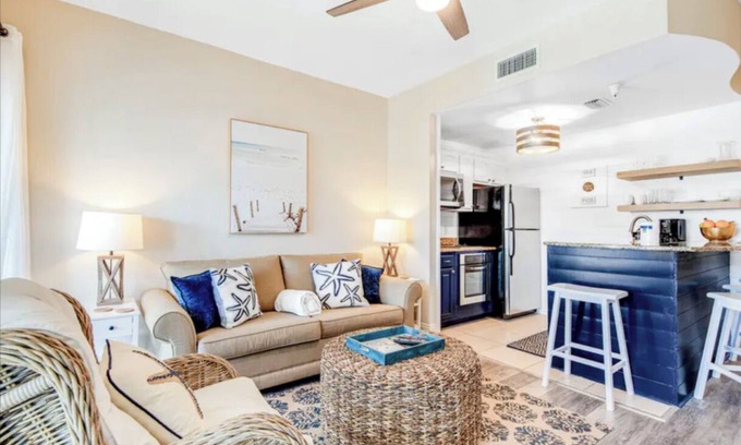 Sunnyside Condominio | Near 30A, 2nd Floor condo with Lake View, Private Beach with Chair Service