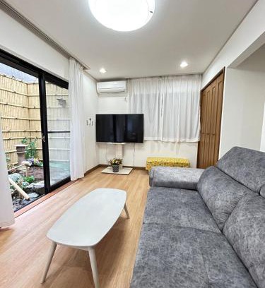 Higashitateishi Apartamento | Near Asakusa, 5-min from Station, 5BR 150 square meters House, Near Skytree