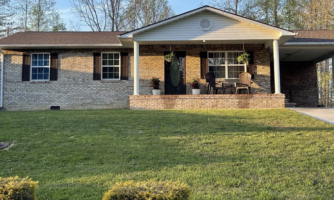 Winona Casa | Near ATV Access to trailheads & located near Big South Fork National Park