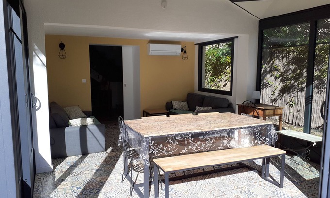 Boutonnet Casa | Cerca del centro con jardín y garaje.