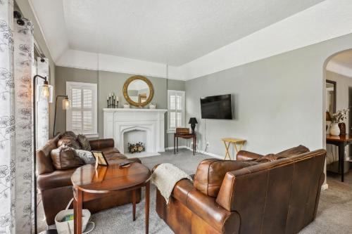 Shaker Heights Apartamento | Near CLE Clinic UH & Case Western