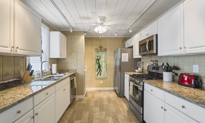 Pendleton Apartamento | Renovado y una media cuadra de la plaza en Pendleton, SC