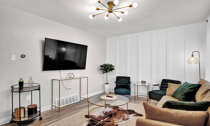 Carlisle Apartamento | Near Fairgrounds, Dickinson, CPA Ballet! Private Deck!