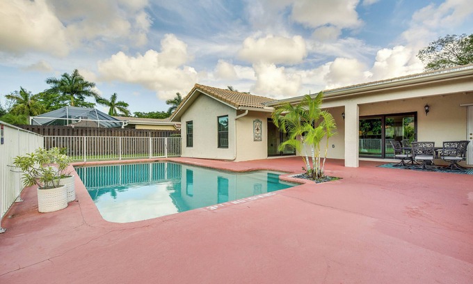 Coral Springs Casa | ¡NUEVO! Gran casa con barbacoa - Golf, playa y cenar cerca!