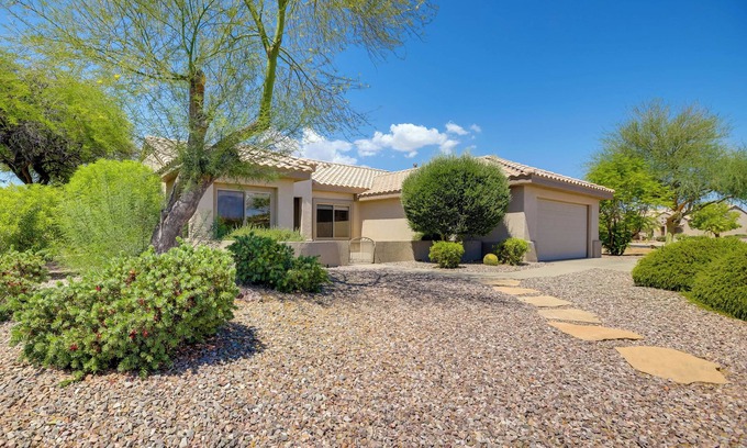 Surprise Casa | Near Golf: Inviting Surprise Home w/ Covered Patio