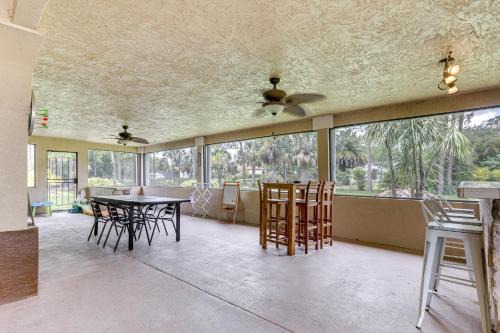 Hunt Club Casa | Near Golfing and Preserves Home in West Palm Beach