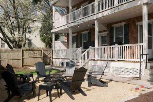 Middletown Casa | Near Hershey, Entire house with Fire Pit, Game Room