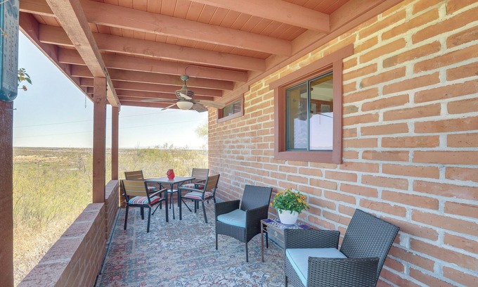 Tucson Apartamento | Near Hiking: Mtn-View Tucson Studio Retreat