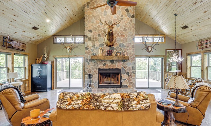 Carter Cabina | Near Hiking & Snowmobile Trails: Wabeno Cabin!
