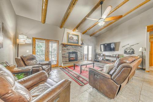 Bear Park Casa | Near Hiking Trails Spacious Cloudcroft Retreat!