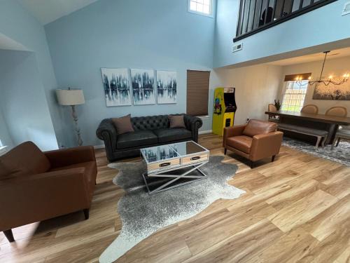 Central Newport News Casa | Near hospitals and interstate!