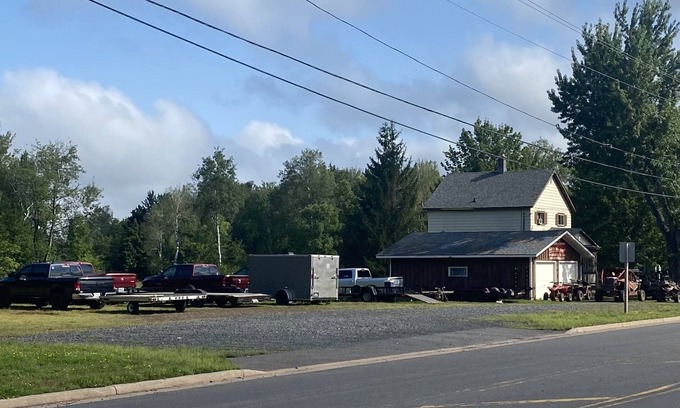 Hurley Casa | Near Hurley, On the Trail, Large Parking Area, Dog Friendly -The Cary Mine House