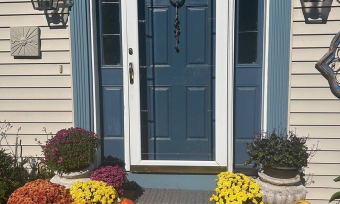 Sherman Casa | Near Lake Waramaug & Candlewood Lakes