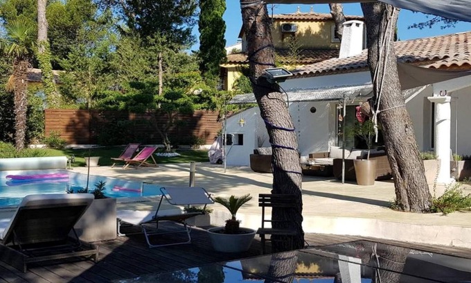 Sussargues Casa | CERCA DE MONTPELLIER PRETTY HOUSE CON PISCINA ENTRE PLAYA Y GARRIGUE