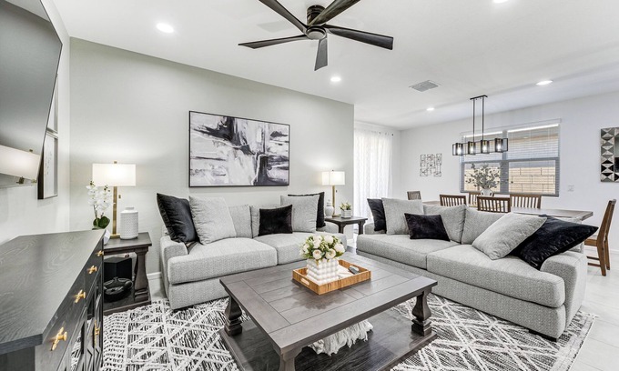 North Gateway Casa | Near Mtn Trails & Sonoran Preserve: Phoenix Abode!