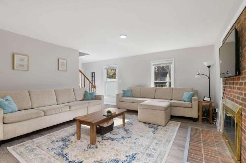 Southwest Raleigh Casa | Near NC State Campus & Downtown - The Maple Marvel