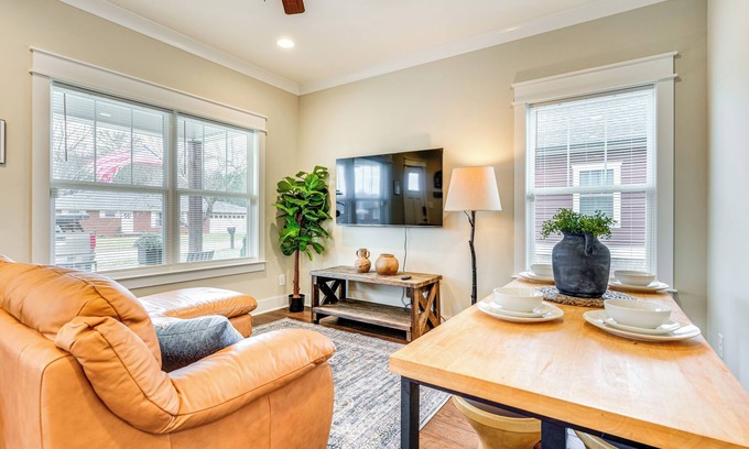 Cleveland Casa | Near Parks & Lakes: Family-Friendly Cleveland Home