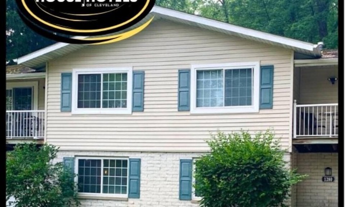 Akron Apartamento | Near Pro Football HOF,Portage lake,Downtown Akron!
