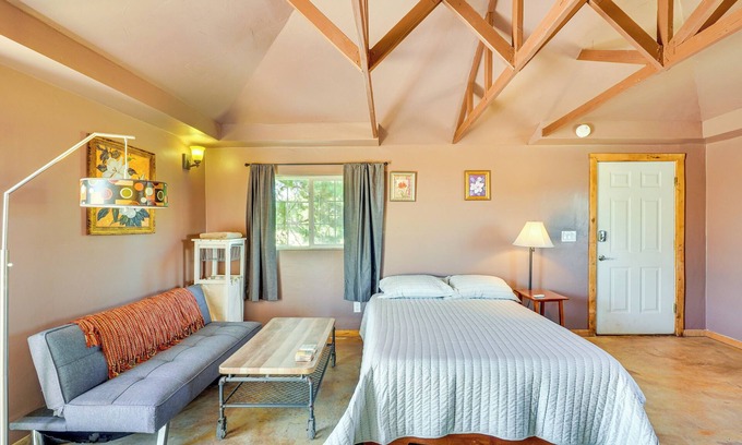 Hereford Apartamento | Near San Pedro River: Mtn-View Retreat in Hereford