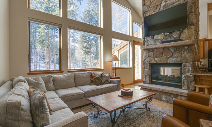 Warrior's Mark West Casa | Near Ski Access: Home w/ Hot Tub in Breck!
