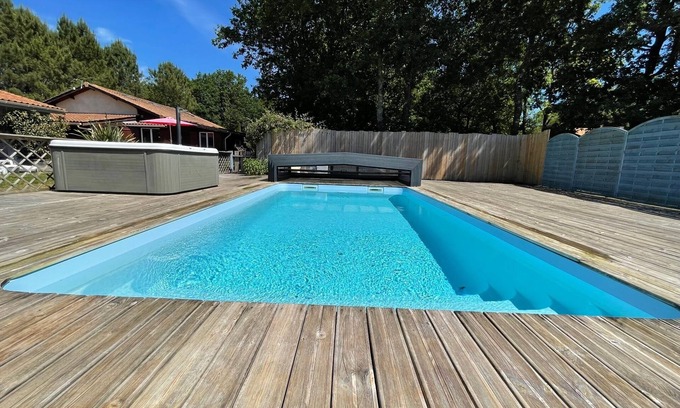Grayan-Et-L'Hopital Casa | Cerca de Soulac / mar chalet 8 personas, piscina cubierta, climatizada a 28 ° 5 pl jacuzzi