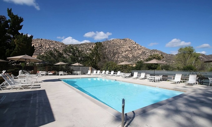 San Diego Country Estates Apartamento | Near the Barona Casino! Spacious Unit, Pool, Game Room, Hiking