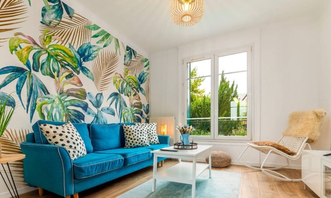 Juvisy-sur-Orge Casa | Near to Paris & Orly Airport. Lovely house, one minute walk Juvisy train station