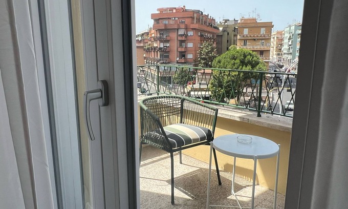 Quartiere XIII Aurelio Casa | Near Vatican Guest House Irnerio47