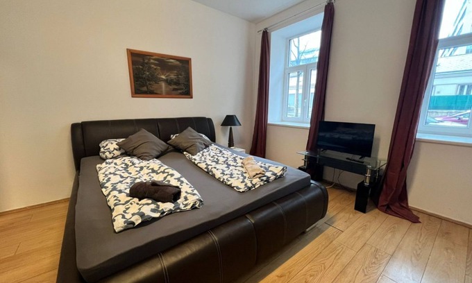 Simmering Apartamento | Neat 1BR Apt. Simmering - Ideal for Longstays