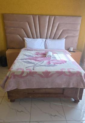 Ekurhuleni Casa | Neethling 6 Guest House