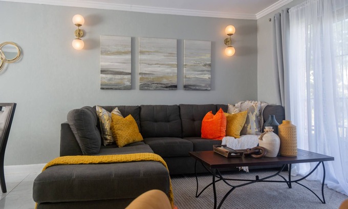 Orange Bay Condominio | Negril Beach Upscale Condo
