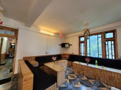 Kullu Apartamento | Neha's Place