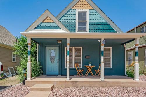 Central Colorado Springs Casa | Neighborly Heights - Downtown King BBQ Fire Pit
