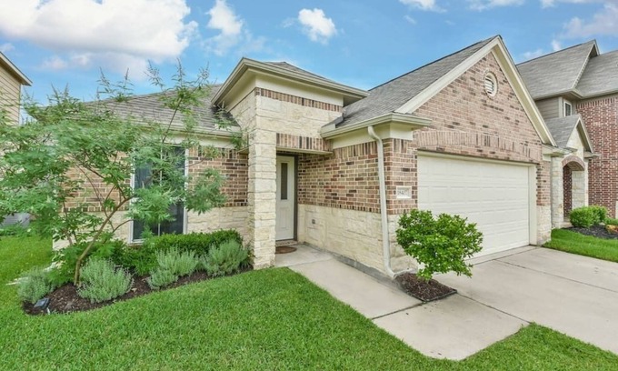 Barker Casa | Neighborly Home near Katy, Energy Corridor