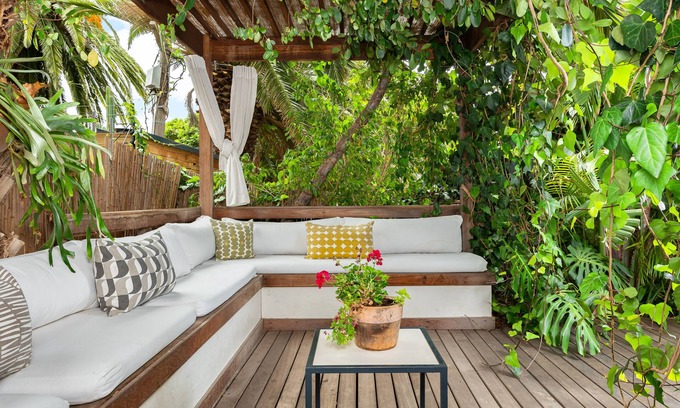 Green Point Casa | Neighbourgood Romney
