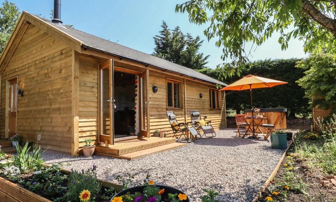 Crediton Casa | Nelli Lodge at Mile End