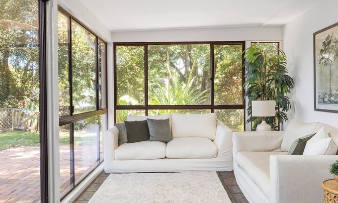 Anna Bay Casa | Nelson Bay Rd 4296 Cheeky Tiki - spacious and with a pool in the compex