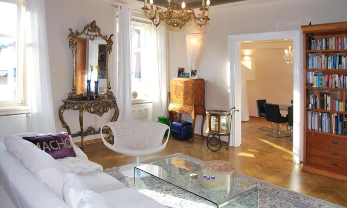 Ljubljana Old Town Apartamento | Neoclassical Luxury Apartment Ljubljana