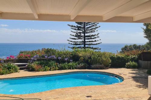 Simon's Town Villa | Neptunes Seat - Garden Paradise with Ocean Views