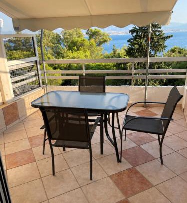 Loutraki-Agioi Theodoroi Apartamento | Neraida Central Apartment