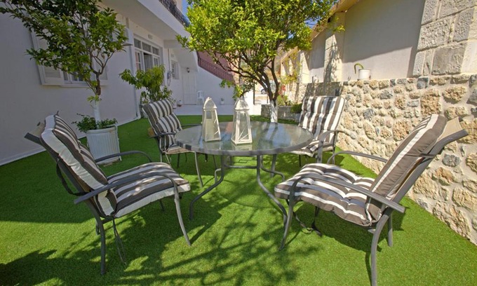 Gournai Casa | Nereides Home