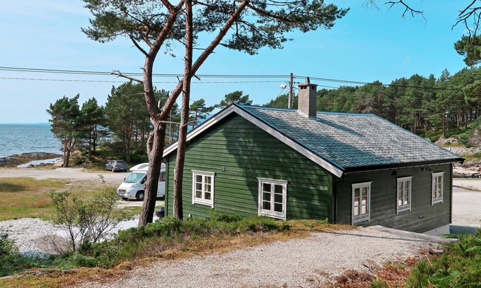 Hyllestad Casa | Nesholmen by Interhome