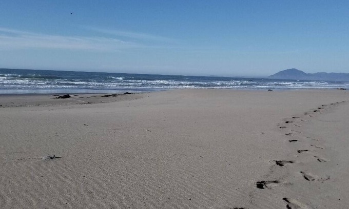 Gold Beach Cabaña | Nesika Beach Bluff Cottage