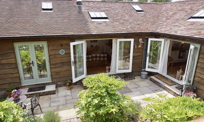 Picklescott Casa | Nest Holiday Hideaway Dove Barn Amazing location!