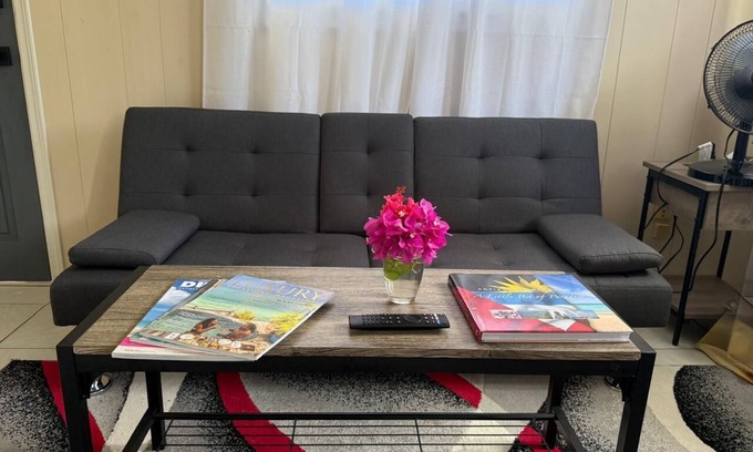 Saint John Parish Casa | Nestled 2-bedroom home in quiet neighborhood with WiFi, AC, fitness room
