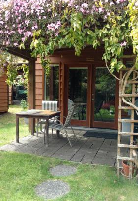 Halfmoon Bay Cama Y Desayuno | Nestledown B&B