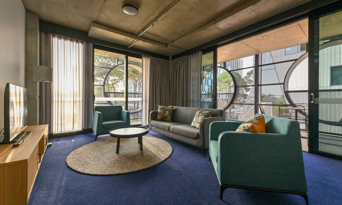 Bentley Hotel | Nesuto Curtin Perth Hotel