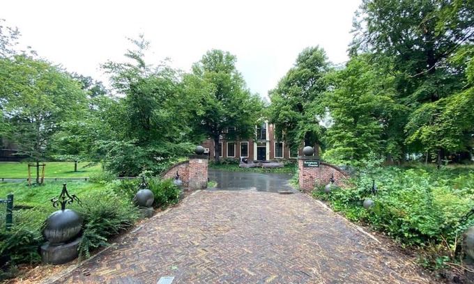 Laak Apartamento | Nette maisonnette in groene rustige wijk