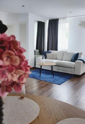 Glauchau Apartamento | Neu! FeWo Glauchau am Schloss Wlan Netflix Disney